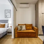 アパート Emihouse Riverside Two-bedroom - Free Parking, Center ジェシュフ