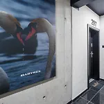 アパート Emihouse Riverside Two-bedroom - Free Parking, Center