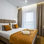 Emihouse Riverside Two-bedroom - Free Parking, Center