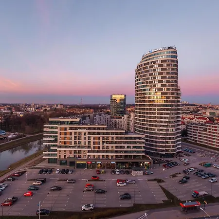 Emihouse Riverside Business - Free Parking, Center Apartment *